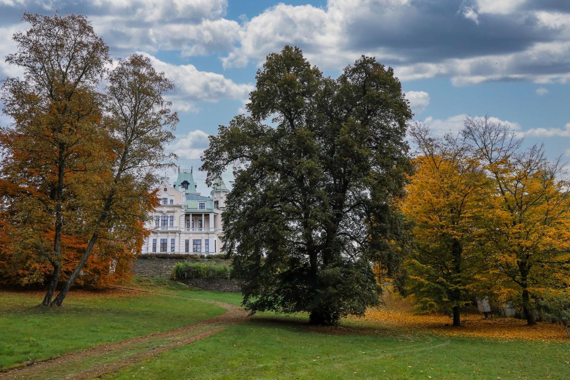 Hotel Chateau Cihelny Karlovy Vary Dış mekan fotoğraf