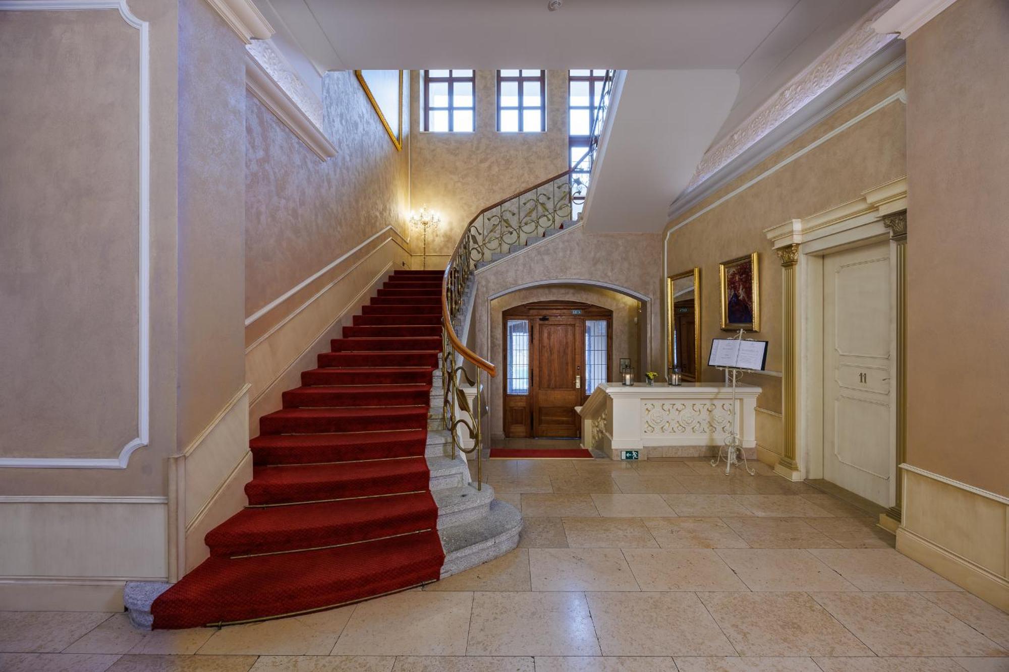 Hotel Chateau Cihelny Karlovy Vary Dış mekan fotoğraf