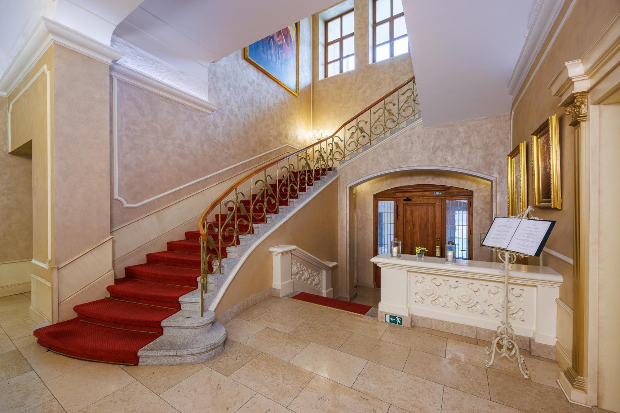 Hotel Chateau Cihelny Karlovy Vary Dış mekan fotoğraf