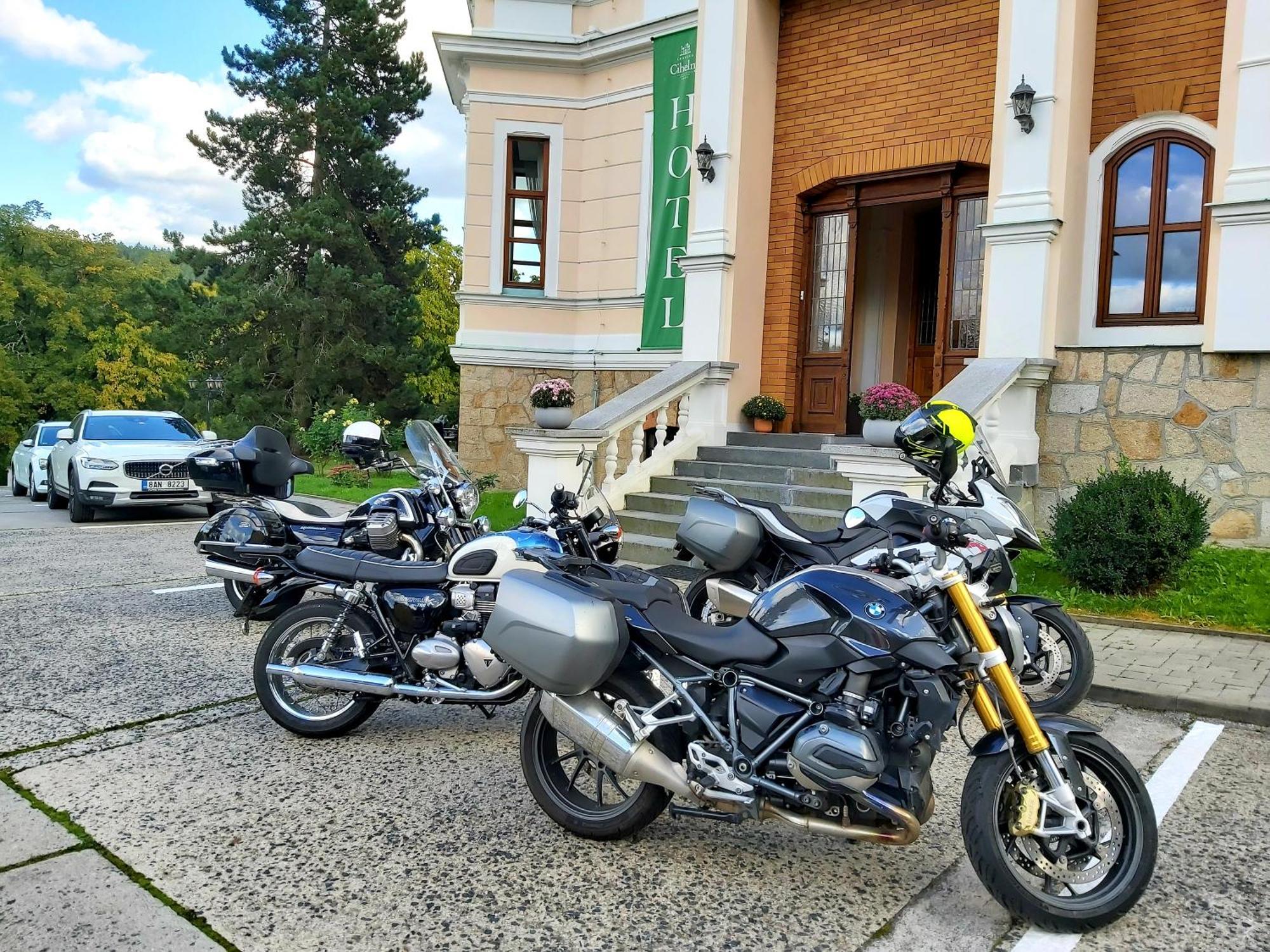 Hotel Chateau Cihelny Karlovy Vary Dış mekan fotoğraf